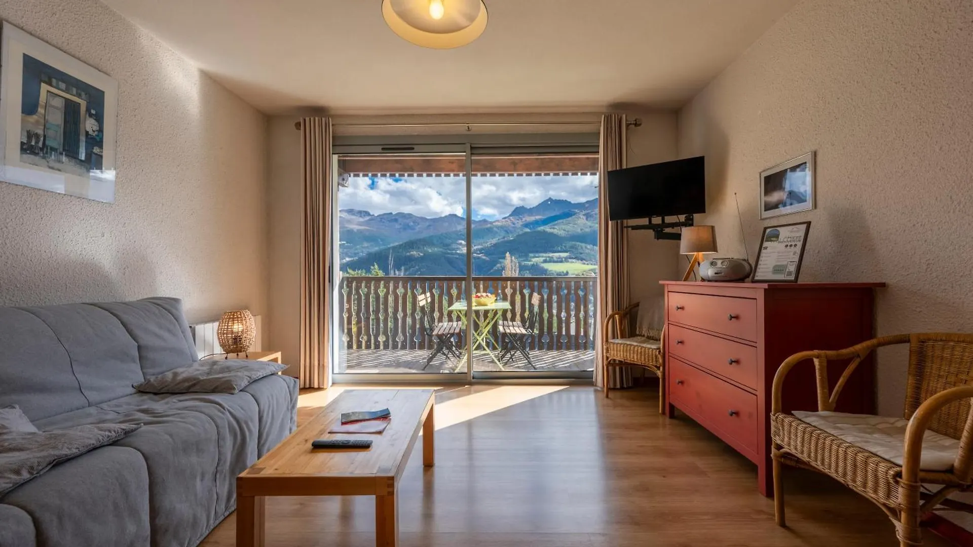 Escapade Perchee - Vue - Balcon - Parking Apartment Barcelonnette France