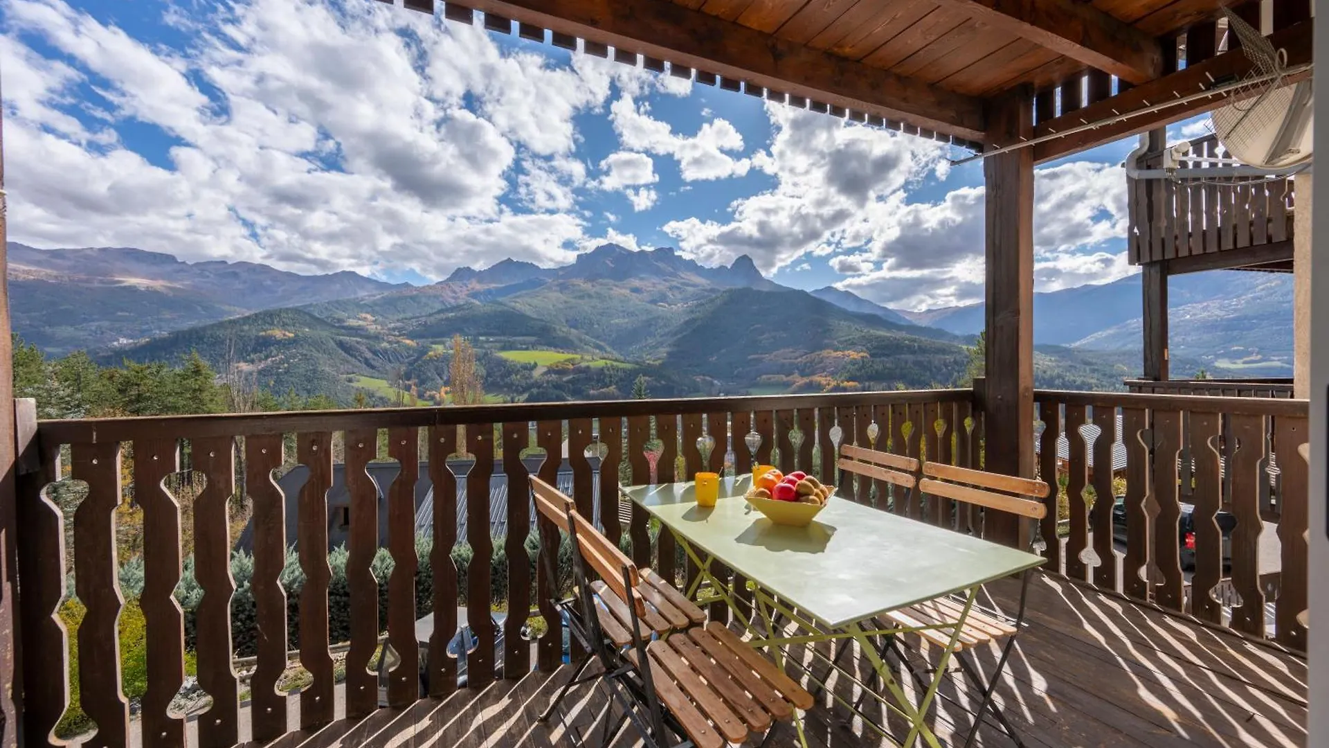 Escapade Perchee - Vue - Balcon - Parking Apartment Barcelonnette