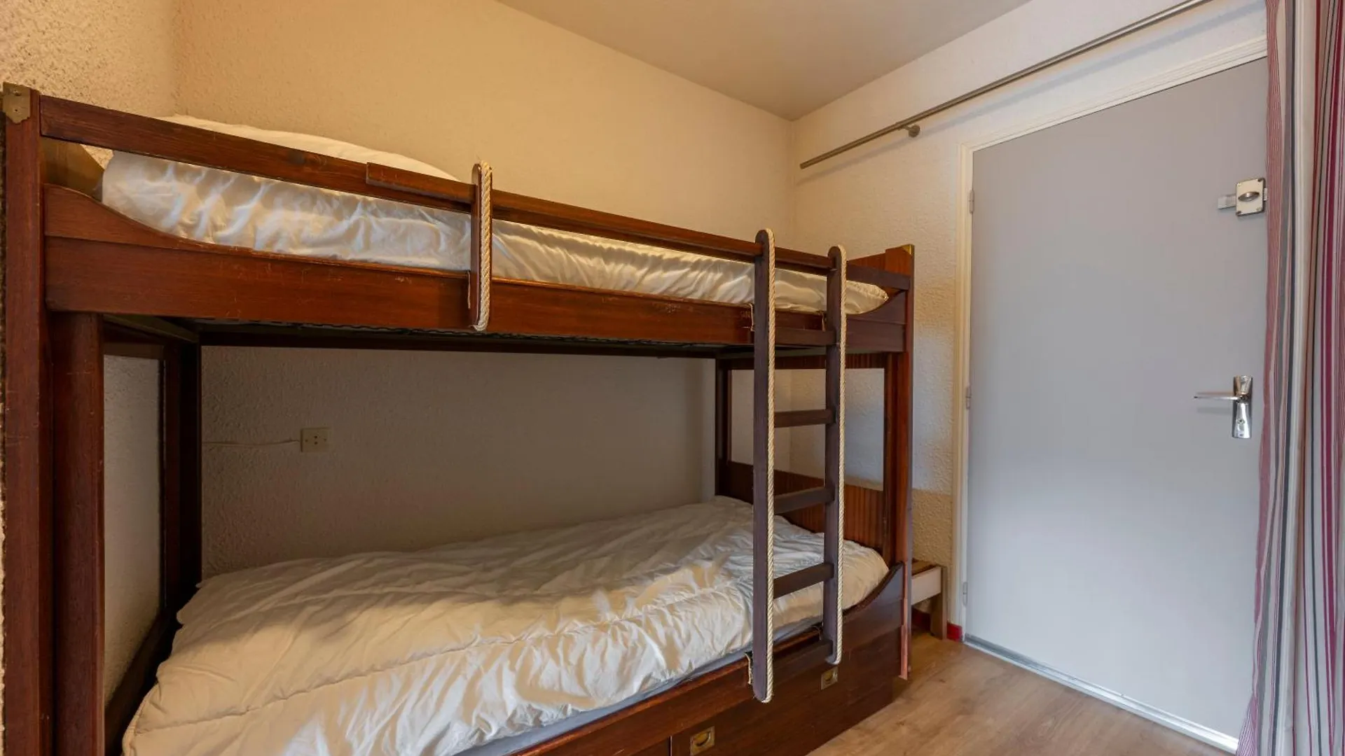 Escapade Perchee - Vue - Balcon - Parking Apartment Barcelonnette