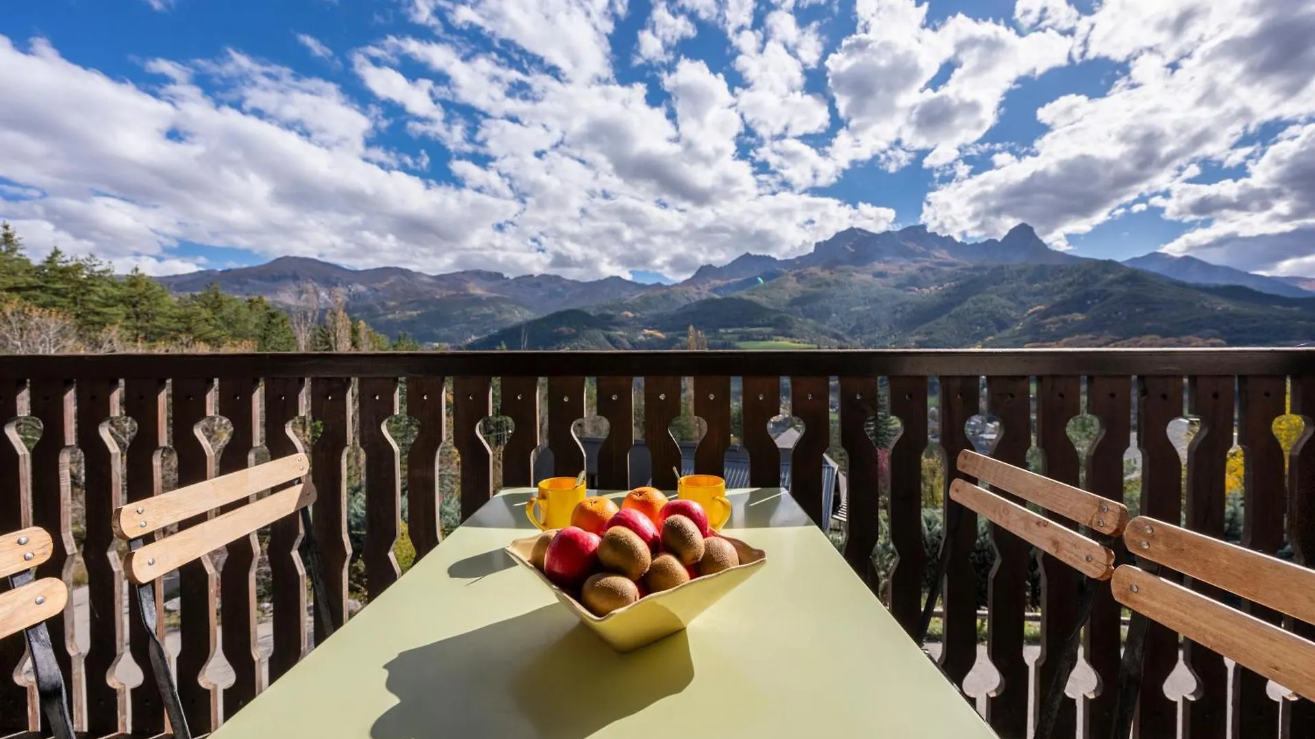 Escapade Perchee - Vue - Balcon - Parking Apartment Barcelonnette