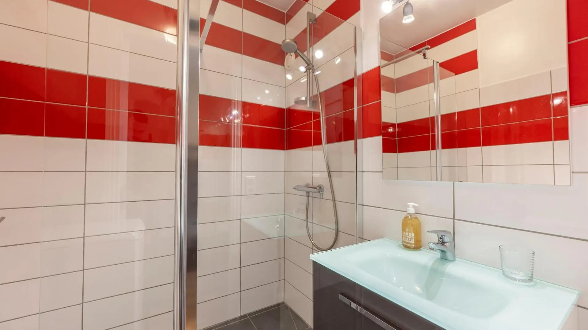 Escapade Perchee - Vue - Balcon - Parking Apartment Barcelonnette